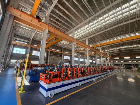 Máquina automática de conformado de rodillos para montaje de paneles solares fotovoltaicos con control PLC